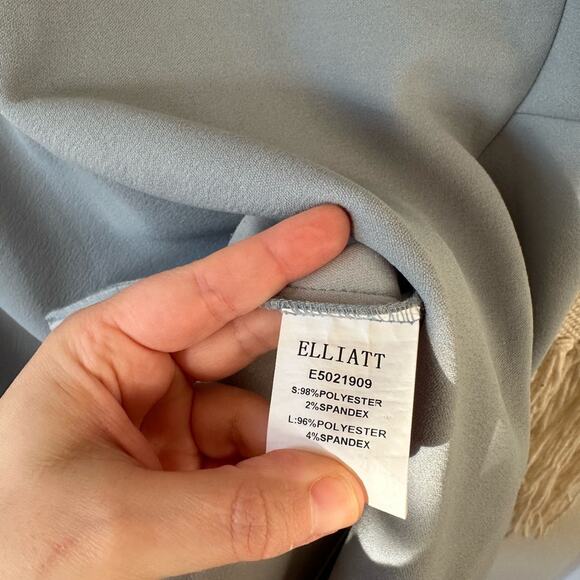 Elliatt Petal Midi Dress - Picture 4 of 7